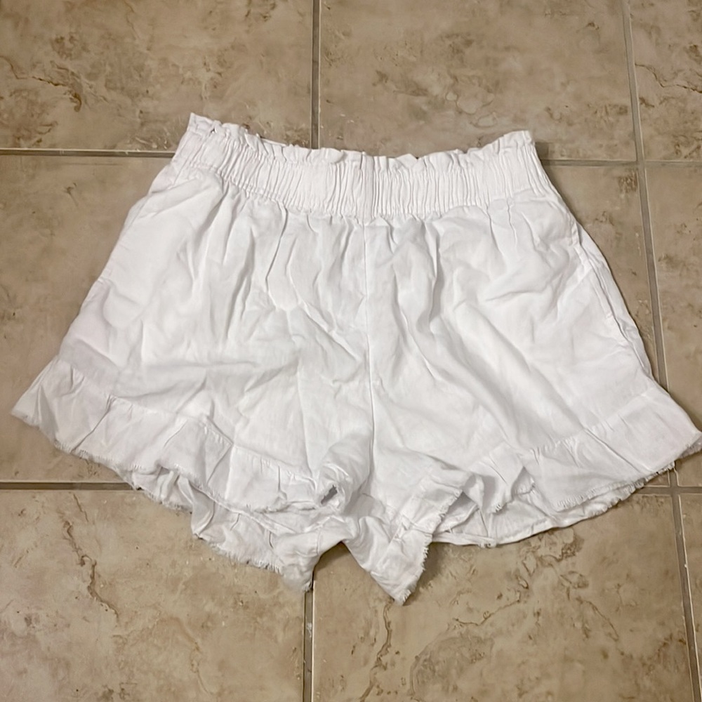Small Aerie White Summer Shorts